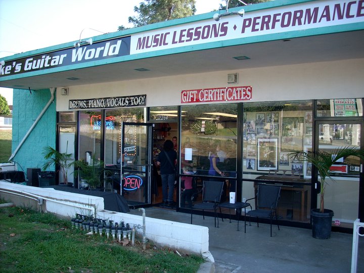 Mike’s Guitar World in Glendora, CA