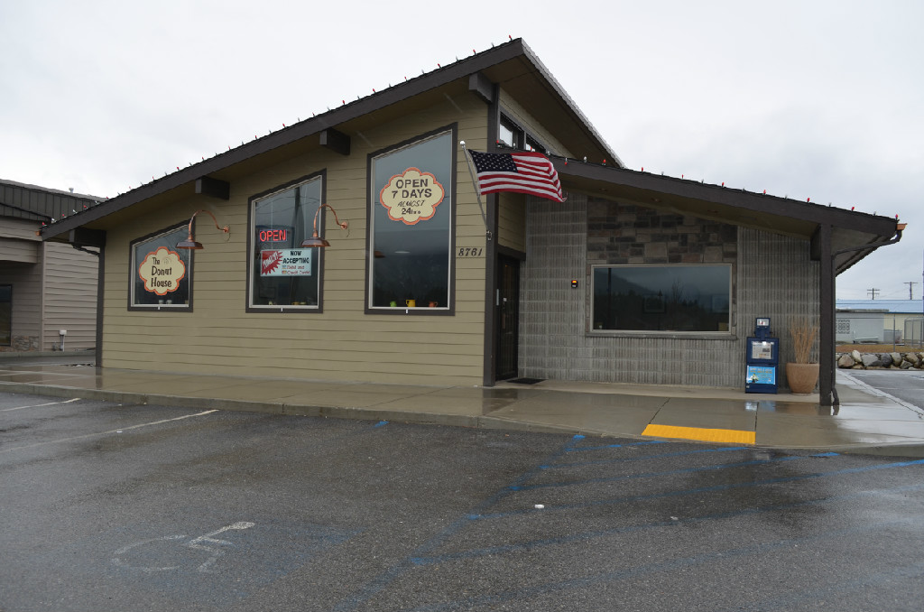 Try Amazing Donuts in Hayden, ID